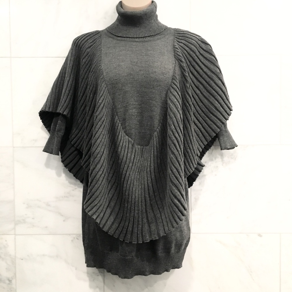 Amazing Sweater Dress With Body Cape Ruffle - Picture 7 of 8
